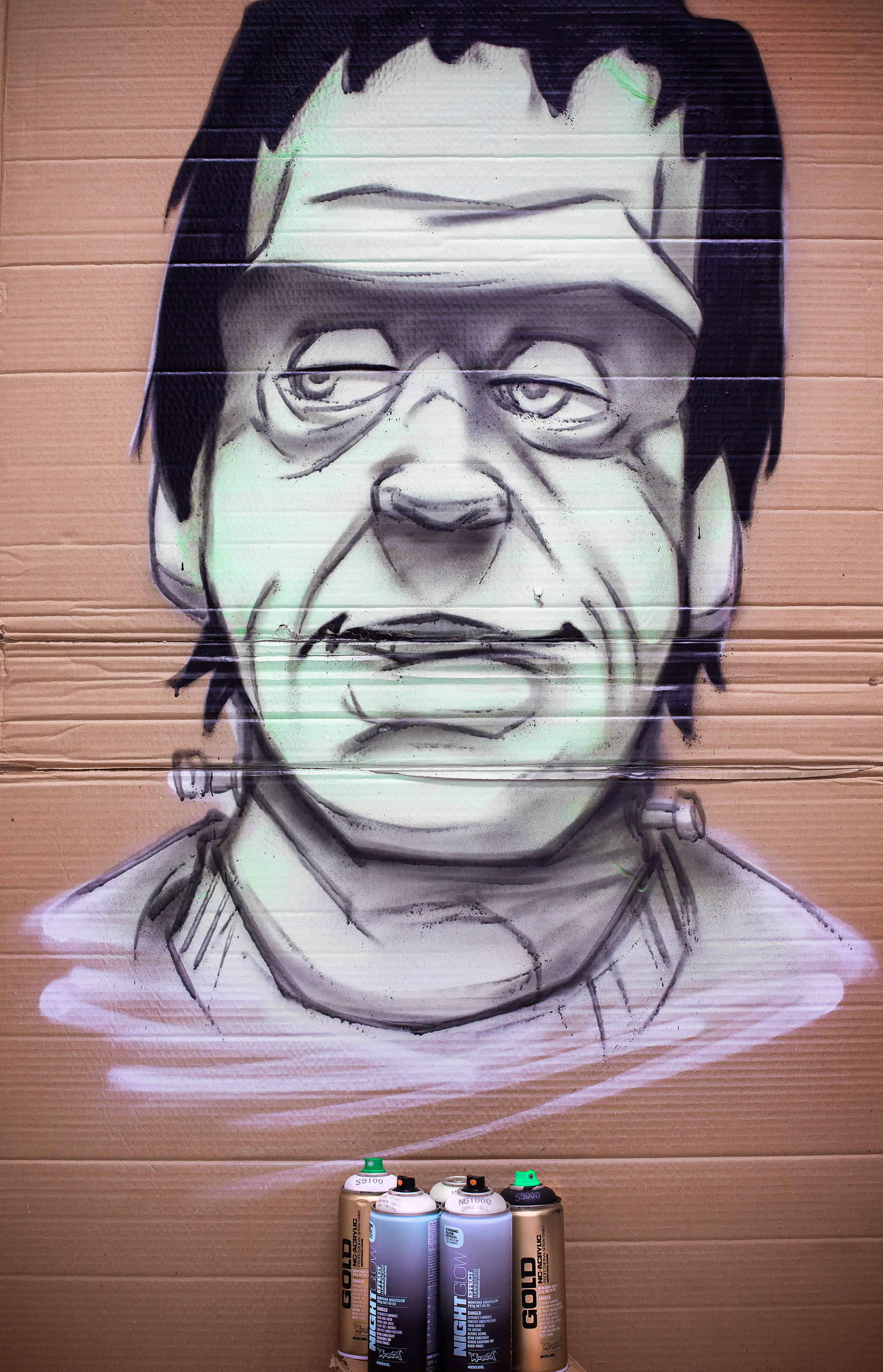 1910-Montana-Nightglow-Effect-Halloween-1234-web Montana NIGHTGLOW 400ml