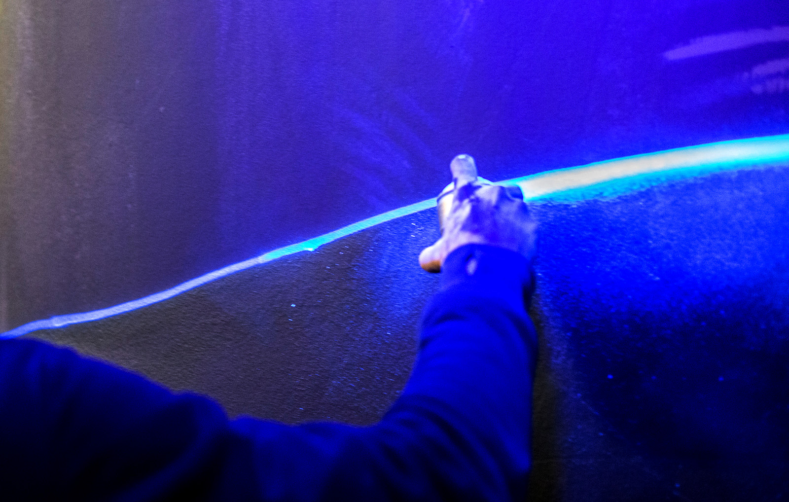 MO-GOLD_400ML-F9100_CASE-3066 Montana GOLD 400ml - Fluorescent Colors