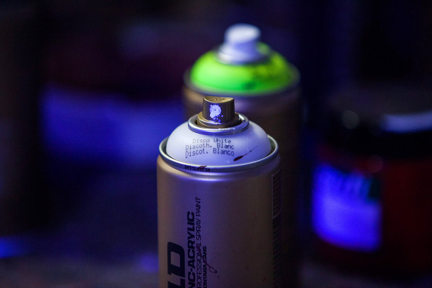 MO-GOLD_400ML-F9100_CASE-7687 Montana GOLD 400ml - Fluorescent Colors