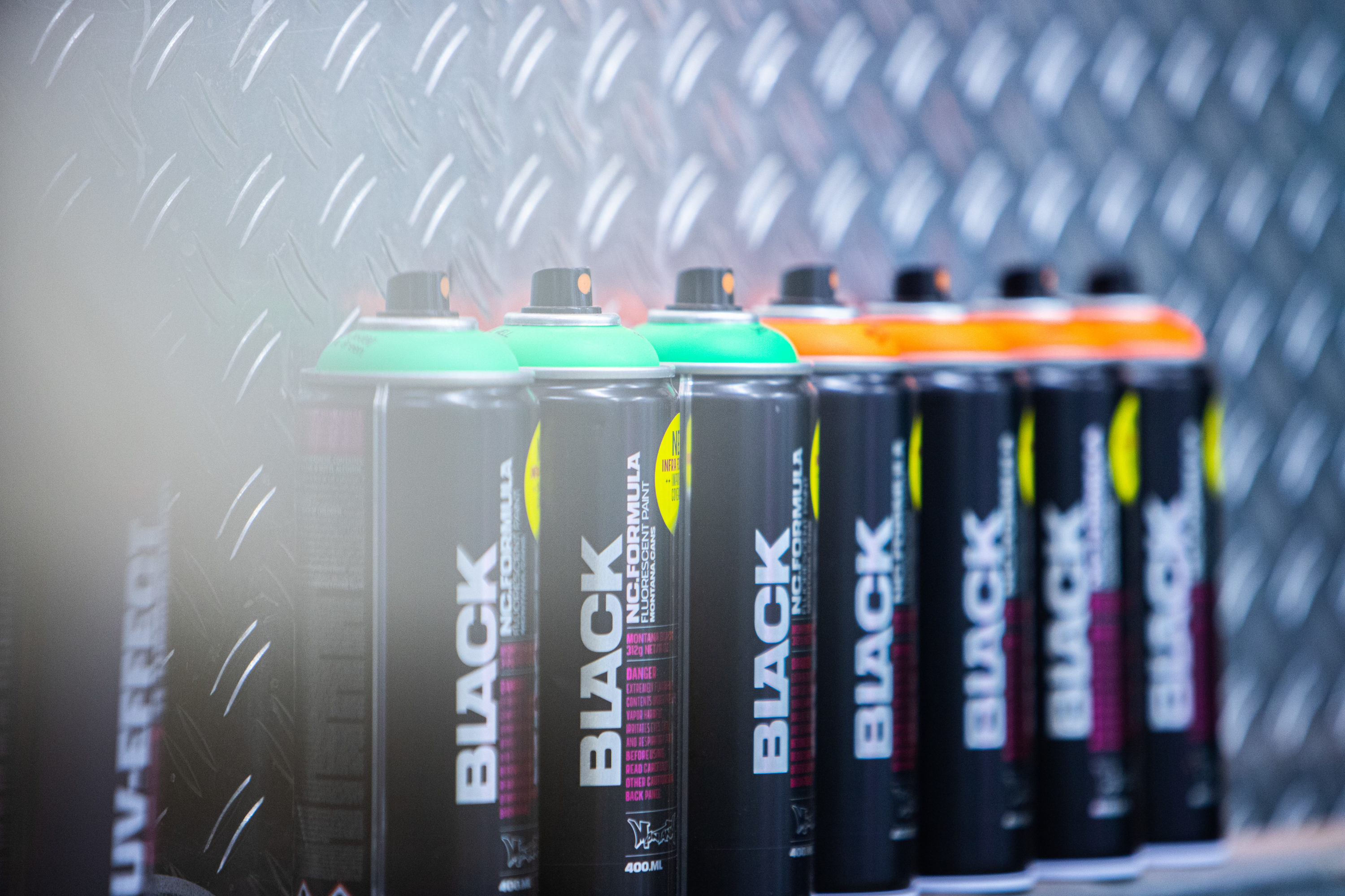 Montana BLACK 400ml - Infra Colors Montana BLACK 400ml - Infra Colors